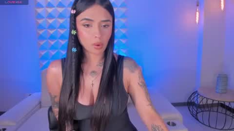 Snapshot of mariaherrera_ chatting on July 16, 10:05 pm MARIA HERRERA online show from July 16, 10:05 pm
