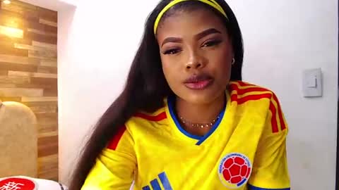mariahsugarrr online show from June 18, 7:08 am