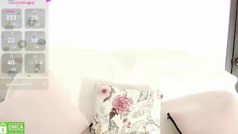 Snapshot of mariana_kato chatting on December 18, 5:10 pm Ana online show from December 18, 5:10 pm