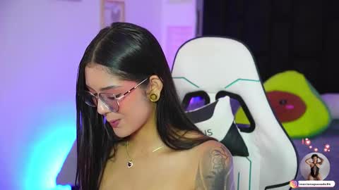 Mariana  online show from March 5, 8:05 pm