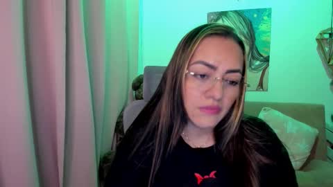 Snapshot of marianalopez81 chatting on February 2, 1:04 am Mariana Lopez online show from February 2, 1:04 am