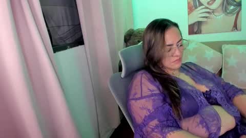 Snapshot of marianalopez81 chatting on February 20, 6:26 am Mariana Lopez online show from February 20, 6:26 am