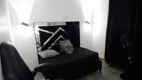 Mariana online show from March 3, 3:12 am