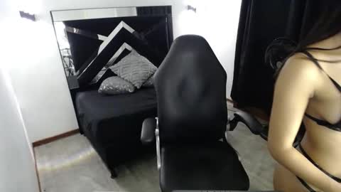 Mariana online show from March 8, 5:22 am