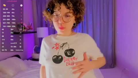 Snapshot of marianasica chatting on November 28, 6:32 pm Mariana online show from November 28, 6:32 pm