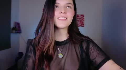 Snapshot of mariangeel_ chatting on July 6, 1:35 am mariangeel_ online show from July 6, 1:35 am