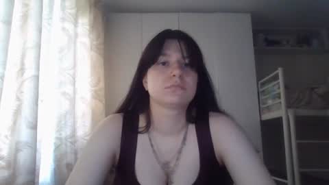 Snapshot of marianmollberg chatting on June 24, 6:45 am Marian online show from June 24, 6:45 am