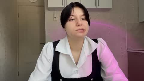 Snapshot of marianmollberg chatting on July 22, 1:47 pm Marian online show from July 22, 1:47 pm