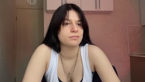 Snapshot of marianmollberg chatting on July 28, 1:32 pm Marian online show from July 28, 1:32 pm