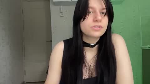 Snapshot of marianmollberg chatting on July 30, 1:21 pm Marian online show from July 30, 1:21 pm