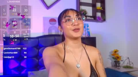 Marian online show from March 14, 11:43 pm