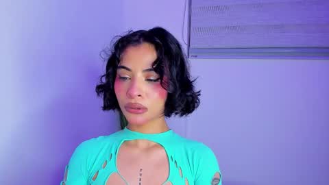 M A R I A N E online show from February 12, 3:01 am