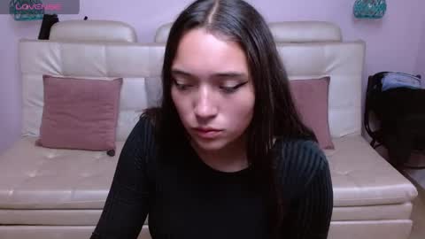 Snapshot of marianne_cam chatting on April 11, 12:20 pm marianne_cam online show from April 11, 12:20 pm