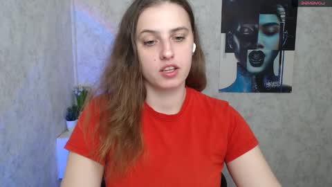 Snapshot of mariatess_ chatting on April 21, 9:37 am Mariia online show from April 21, 9:37 am