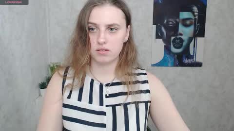 Snapshot of mariatess_ chatting on April 25, 1:41 pm Mariia online show from April 25, 1:41 pm