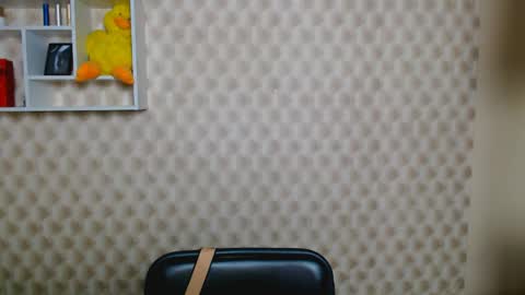 Snapshot of mariatess_ chatting on May 11, 4:04 pm Mariia online show from May 11, 4:04 pm