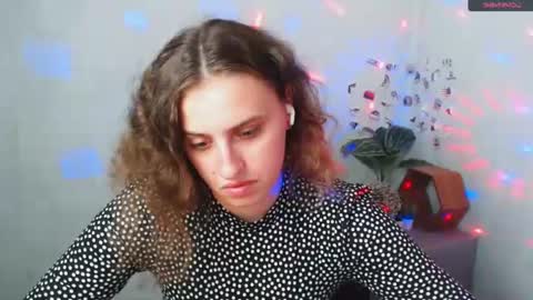 Snapshot of mariatess_ chatting on June 10, 1:21 pm Mariia online show from June 10, 1:21 pm