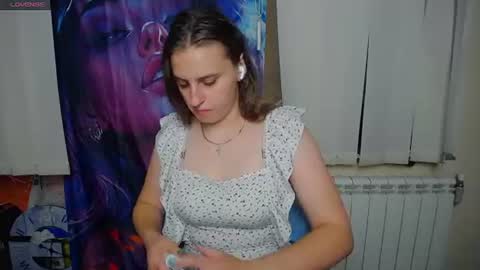 Snapshot of mariatess_ chatting on June 16, 11:46 am Mariia online show from June 16, 11:46 am