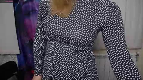 Snapshot of mariatess_ chatting on June 27, 11:15 am Mariia online show from June 27, 11:15 am