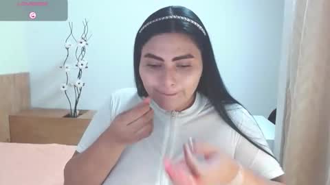 mariavex online show from December 15, 8:46 pm