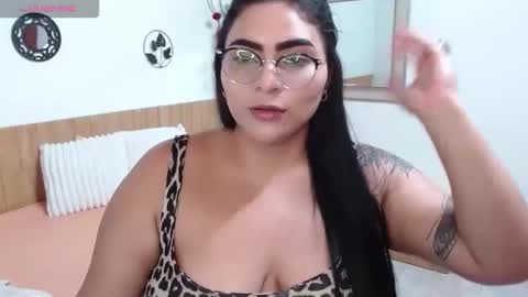 mariavex online show from March 30, 9:05 pm