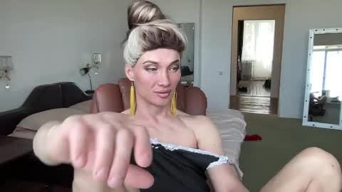 Mari online show from April 17, 7:33 am