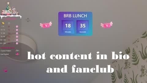 Snapshot of marie_diaze chatting on January 1, 8:13 am Marie LEAVE YOUR WITH ME online show from January 1, 8:13 am