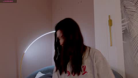 Marie LEAVE YOUR  WITH ME online show from May 17, 5:16 am