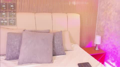 M A R I E online show from February 10, 12:31 pm