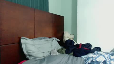 Snapshot of marie_pourtoi69 chatting on December 18, 3:47 am 700 pm Washington time online show from December 18, 3:47 am