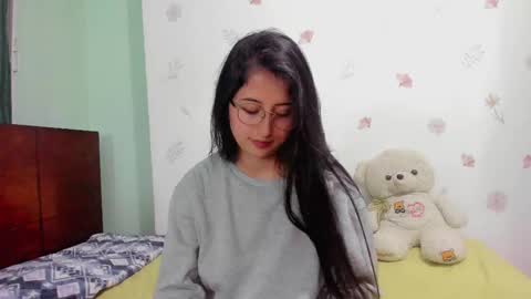 Snapshot of marie_pourtoi69 chatting on March 7, 11:38 pm 700 pm Washington time online show from March 7, 11:38 pm