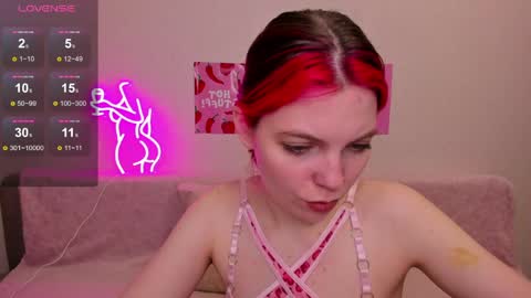 Marie 3 online show from May 6, 5:03 am