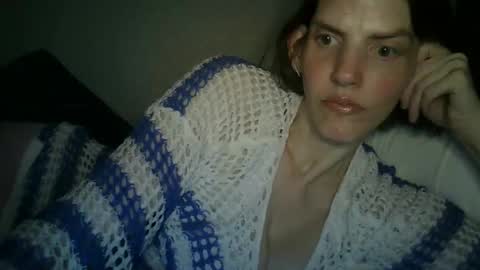 Snapshot of mariejojo chatting on June 7, 7:01 am Mariejojo online show from June 7, 7:01 am