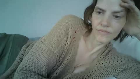 Snapshot of mariejojo chatting on June 11, 3:32 pm Mariejojo online show from June 11, 3:32 pm