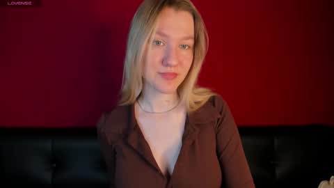 Snapshot of mariel_brown chatting on September 26, 8:29 am mariel_brown online show from September 26, 8:29 am