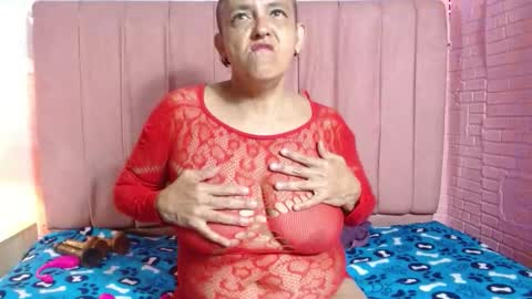 marielahorny303av online show from January 18, 1:15 pm