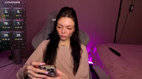 Snapshot of mariella__adams chatting on May 7, 6:02 pm Maria online show from May 7, 6:02 pm