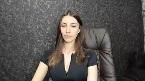 Snapshot of marielleanker chatting on September 19, 2:51 pm marielleanker online show from September 19, 2:51 pm