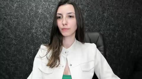 Snapshot of marielleanker chatting on October 8, 11:52 am marielleanker online show from October 8, 11:52 am