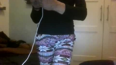 Snapshot of mariellesissy chatting on October 6, 6:44 am mariellesissy online show from October 6, 6:44 am