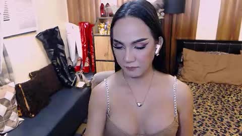 mariemanila online show from September 25, 11:25 am