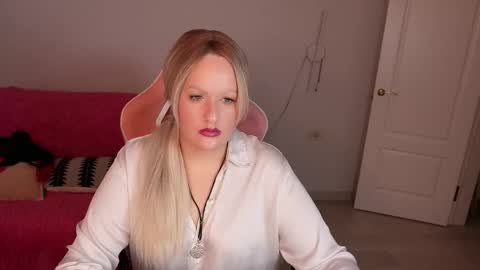 mariemlui online show from October 11, 11:09 am