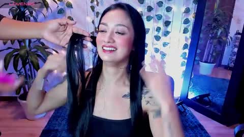 Snapshot of mariianadiaz1_ chatting on December 24, 3:26 pm Maryyy online show from December 24, 3:26 pm