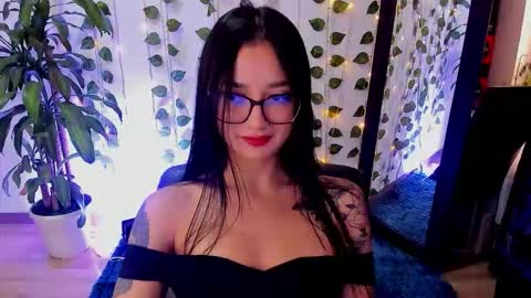 Snapshot of mariianadiaz1_ chatting on December 1, 3:50 pm Maryyy online show from December 1, 3:50 pm
