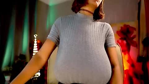 Nikita - Scroll down and read my bio please. New Pictures in Bio online show from November 29, 7:00 am