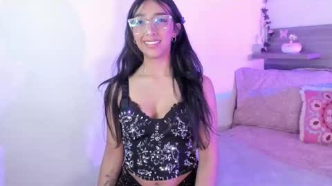 Snapshot of marijaneh chatting on January 6, 7:34 am Luna Dulk online show from January 6, 7:34 am