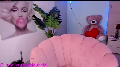 Snapshot of marily_daniela_ chatting on March 9, 1:37 pm Marily Daniela online show from March 9, 1:37 pm
