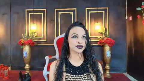 MARIYLN BLAKE  online show from November 22, 1:10 pm