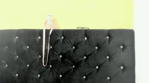 Snapshot of marilyn_garcia chatting on December 22, 2:27 pm MARILYN SEXY online show from December 22, 2:27 pm