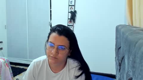 Snapshot of marilyn_garcia chatting on January 8, 10:48 pm MARILYN SEXY online show from January 8, 10:48 pm